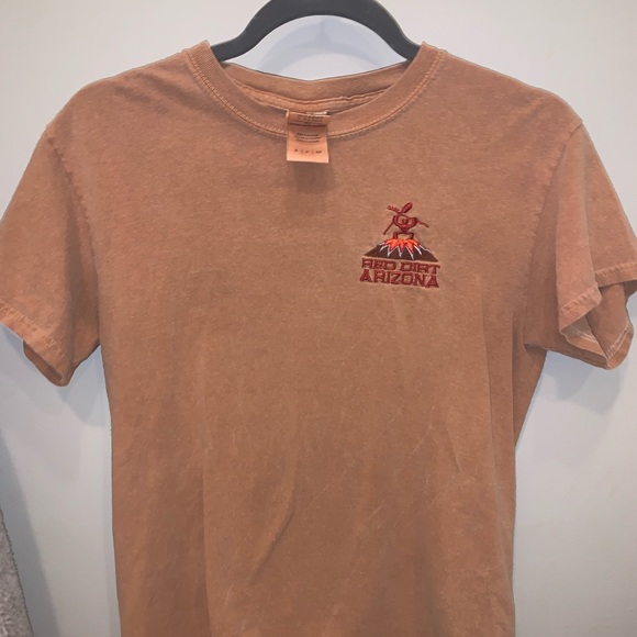 Gildan Tops - Red Dirt Arizona Shirt Gildan Tops - Red Dirt Arizona Shirt